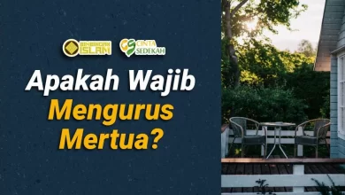 Apakah Wajib Mengurus Mertua